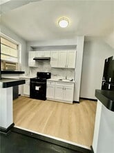 8886 19th Ave in Brooklyn, NY - Foto de edificio - Building Photo