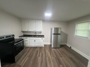 104 Dukeland Dr in Greenville, SC - Building Photo - Building Photo