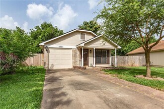 2322 Klattenhoff Dr in Austin, TX - Building Photo - Building Photo