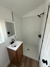 24057 Race St in Santa Clarita, CA - Building Photo - Building Photo