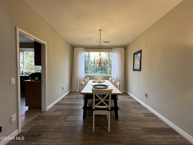 1915 Seabreeze St in Thousand Oaks, CA - Building Photo - Building Photo