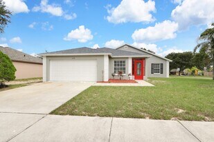 1056 Malletwood Dr in Brandon, FL - Building Photo