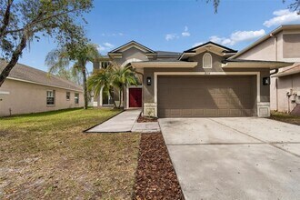 18154 Sandy Pointe Dr in Tampa, FL - Foto de edificio - Building Photo