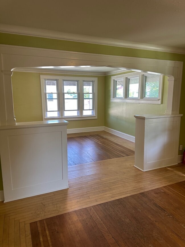 703 Clara Ave, Unit 703 in Sheboygan, WI - Foto de edificio - Building Photo