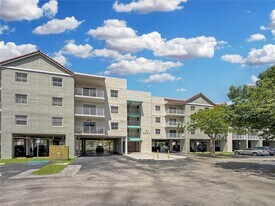 8260 SW 210th St in Cutler Bay, FL - Building Photo