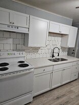 1954 N 45 St in Kansas City, KS - Building Photo