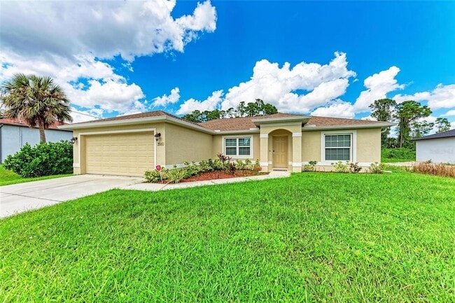 3560 Eldron Ave in North Port, FL - Foto de edificio - Building Photo