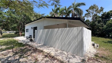 19675 SW 264th St in Homestead, FL - Building Photo - Building Photo