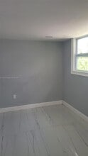 6241 SW 17th St in Pompano Beach, FL - Building Photo - Building Photo