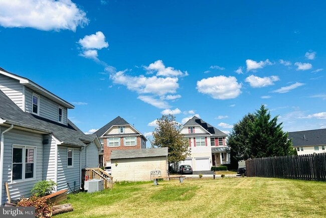 6600 Fayette St in Haymarket, VA - Building Photo - Building Photo