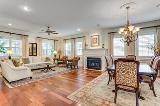 166 21st Ave N in St. Petersburg, FL - Building Photo - Building Photo