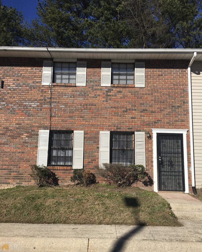 6354 Shannon Pkwy S Rentals in Union City, GA