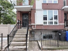 958 Liberty Ave in Brooklyn, NY - Building Photo