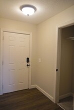 213 E Wilson St in Republic, MO - Building Photo - Building Photo