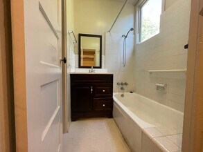 122 University Ave in Los Gatos, CA - Building Photo - Building Photo