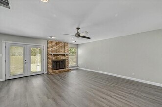 906 Cactus Dr in Round Rock, TX - Building Photo - Building Photo