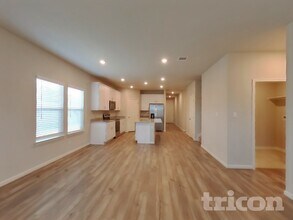 5820 Zoey Wy in Saint Hedwig, TX - Building Photo - Building Photo