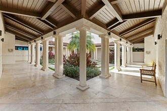 2211 Fisher Island Dr in Miami Beach, FL - Building Photo - Building Photo