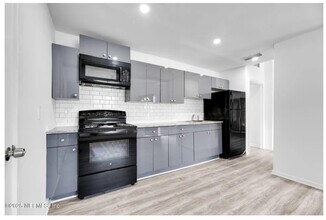 9155 Sibbald Rd in Jacksonville, FL - Foto de edificio - Building Photo