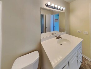 852 Carnoustie Ct in Elgin, IL - Building Photo - Building Photo