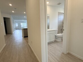 289 Sormonne Lp in Kyle, TX - Building Photo - Building Photo