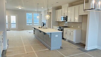 161 Jameson Dr in Acworth, GA - Building Photo