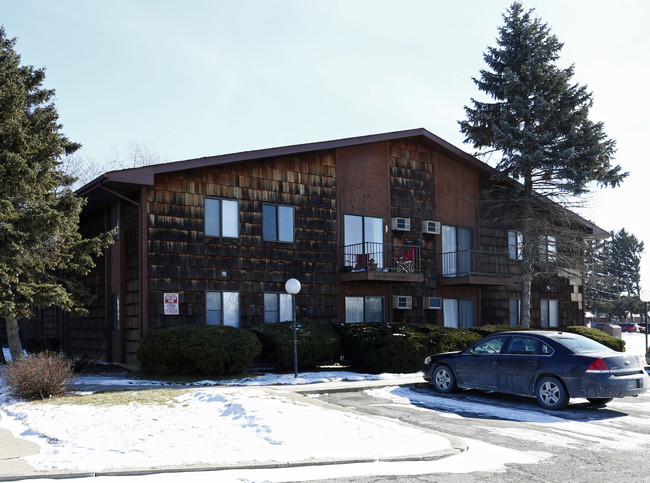 Greenwich Apartments in Toledo, OH - Building Photo - Building Photo