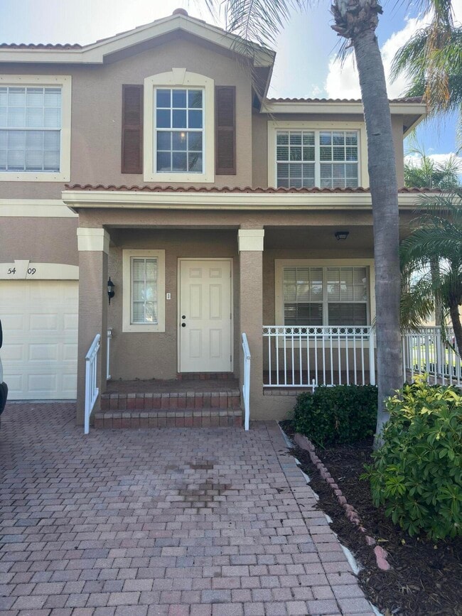 property at 5409 Eastbay Dr