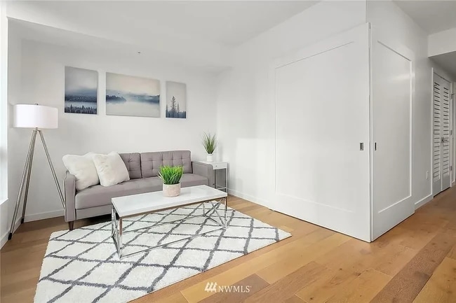 1808 Minor Ave, Unit 1702 in Seattle, WA - Building Photo - Building Photo