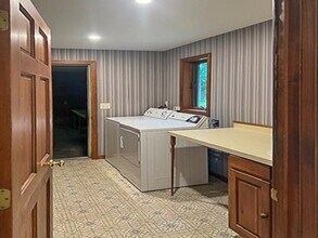65 Baer Rd in Rollinsford, NH - Building Photo - Building Photo