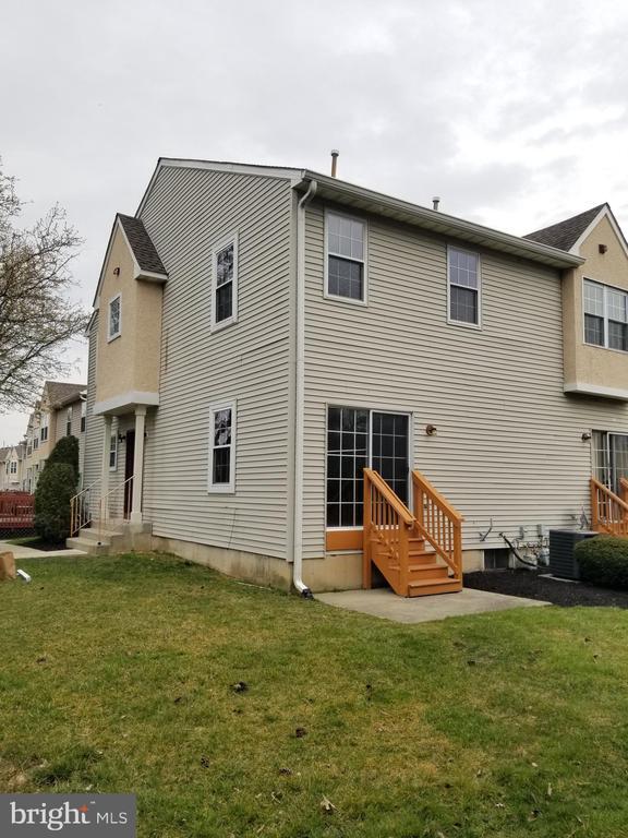 36 Winterberry Ct in Glassboro, NJ - Building Photo - Building Photo