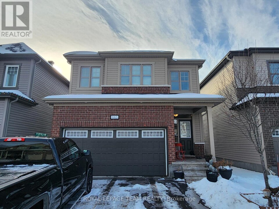 885 Stallion Cres in Ottawa, ON - Building Photo