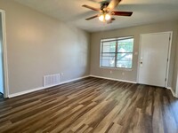 4722 SE Mieling Dr in Lawton, OK - Building Photo - Building Photo