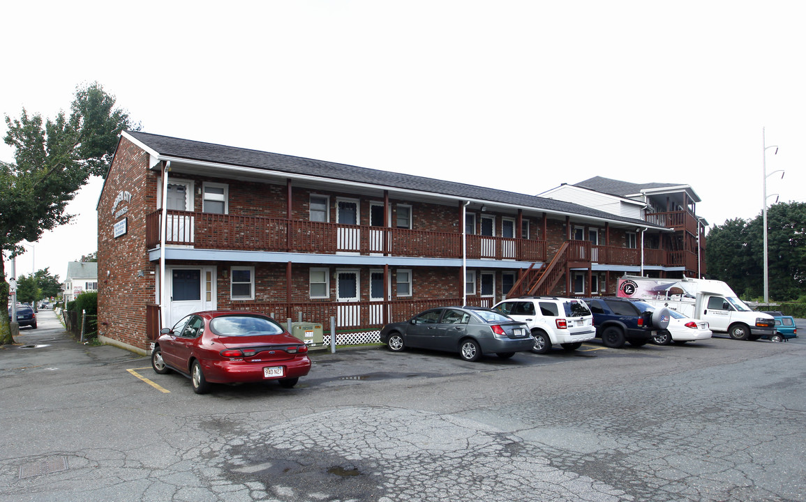 Hannah in Beverly, MA - Foto de edificio