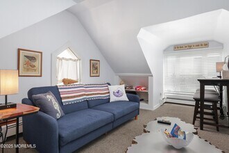 4 Center St in Sea Bright, NJ - Building Photo - Building Photo