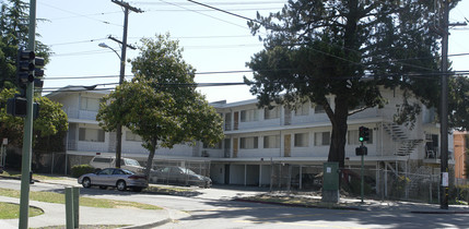 6400 Macarthur Blvd in Oakland, CA - Building Photo - Building Photo