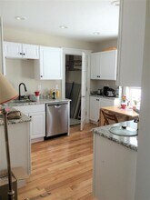 6 Westminster St, Unit 2 in Somerville, MA - Building Photo - Building Photo