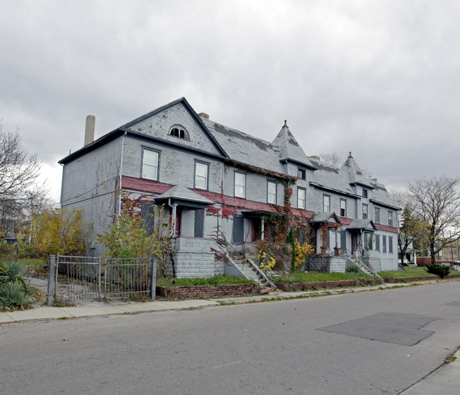 2-10 Richmond Ave in Dayton, OH - Foto de edificio - Building Photo