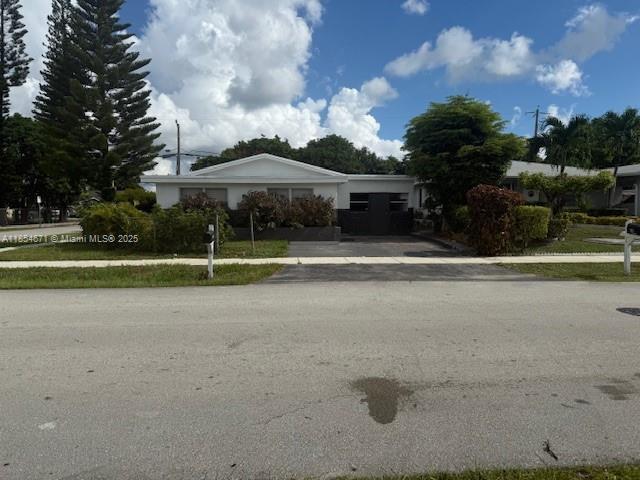 3025 NW 11th St in Fort Lauderdale, FL - Building Photo