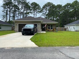 2273 Palo Alto St in Navarre, FL - Building Photo