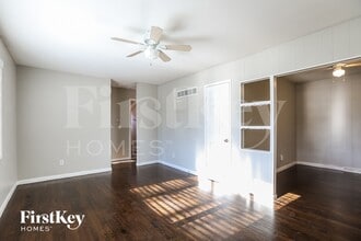 5128 N Palmer Ave in Kansas City, MO - Foto de edificio - Building Photo