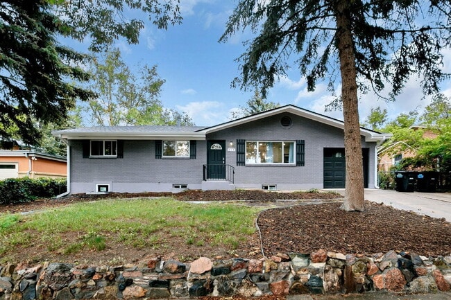 property at 817 Westmoor Dr