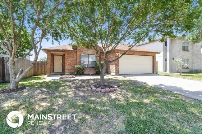 8027 Chestnut Cape Dr in Converse, TX - Foto de edificio - Building Photo