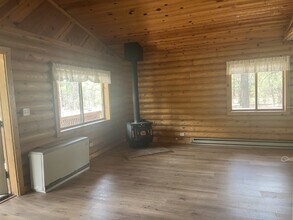 9286 Grizzly Bear Rd in Lakeside, AZ - Building Photo - Building Photo