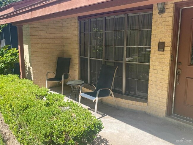 901 E Dallas Ave-Unit -2 in McAllen, TX - Building Photo - Building Photo