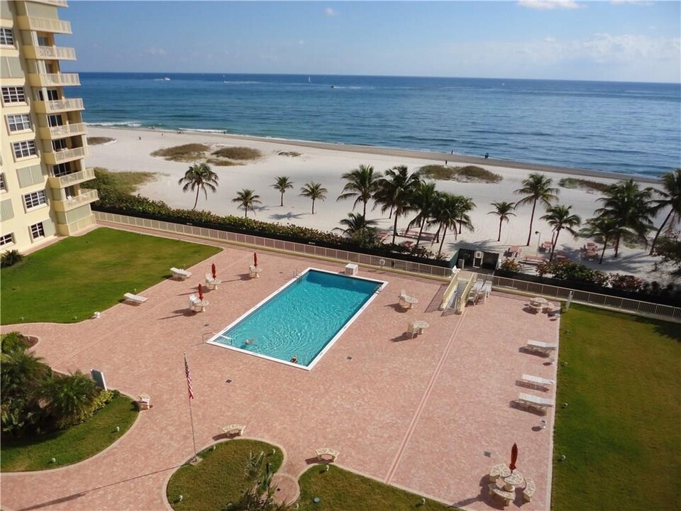 750 N Ocean Blvd, Unit 810 in Pompano Beach, FL - Building Photo