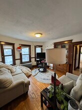 36 Mason St, Unit 2 in Somerville, MA - Foto de edificio - Building Photo