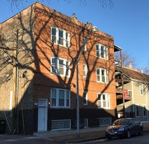 2101 W Fletcher St Apartments