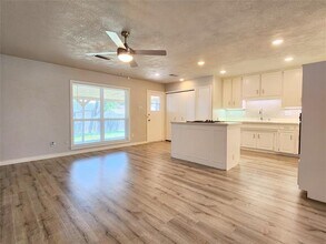 5333 Strickland Ave in The Colony, TX - Building Photo - Building Photo