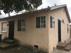 South Gate 4 Plex in South Gate, CA - Foto de edificio - Building Photo